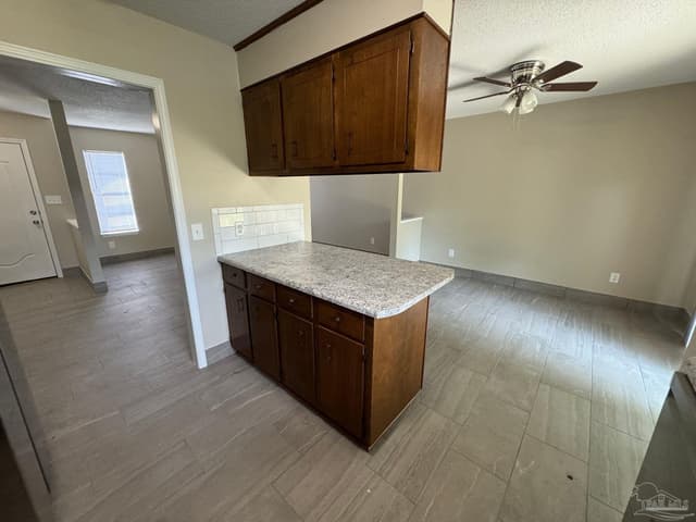 7823 Coronet Ln, Pensacola FL 32514 photo 8