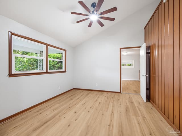 2014 University St, Pensacola FL 32504 photo 9