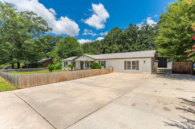 4856 Jennifer Ln property photo