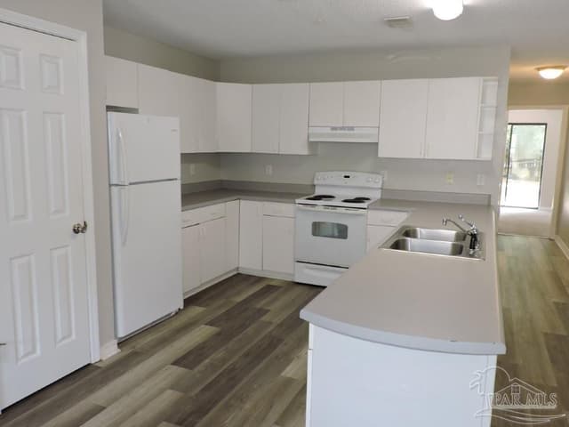 5521 Woodsman Ct, Pensacola FL 32506 photo 6