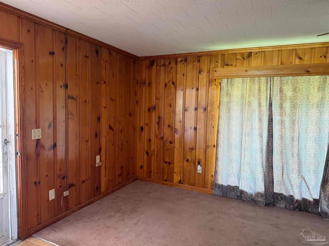 211 7th Ave property photo
