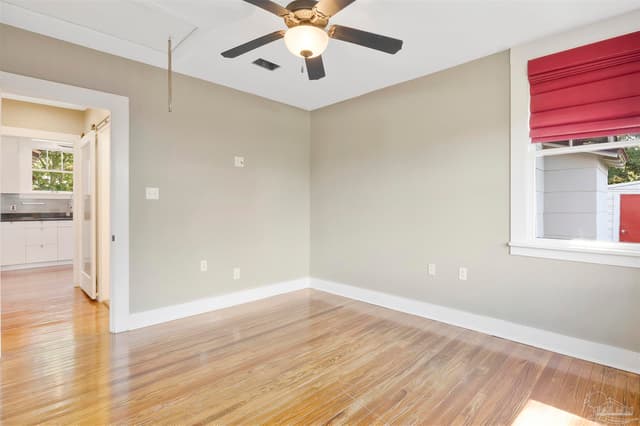 300 S 2nd St, Pensacola FL 32507 photo 28