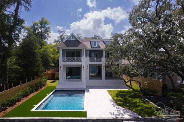 1921 E Strong St, Pensacola FL 32501 photo 2