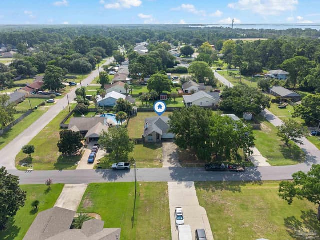 123 Palmetto Ave, Mary Esther FL 32569 photo 17
