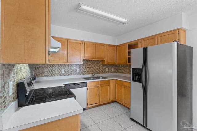 123 Palmetto Ave, Mary Esther FL 32569 photo 8