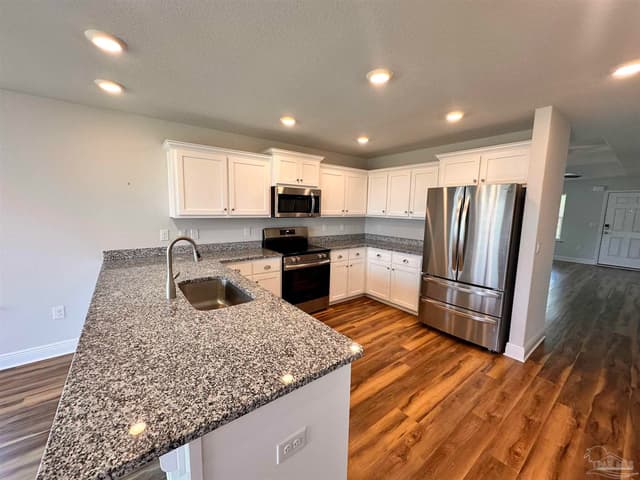 7034 Sonny Dr property photo