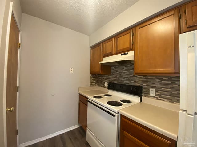 504 Wood Crest Way, Pensacola FL 32506 photo 7