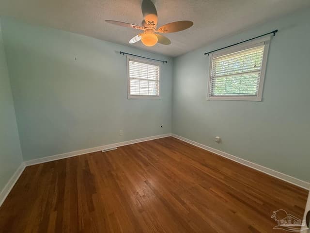 905 Poinciana Dr, Gulf Breeze FL 32561 photo 26