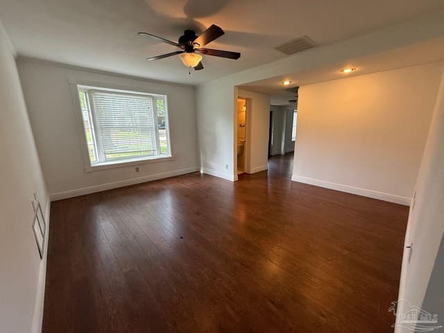 905 Poinciana Dr, Gulf Breeze FL 32561 photo 14