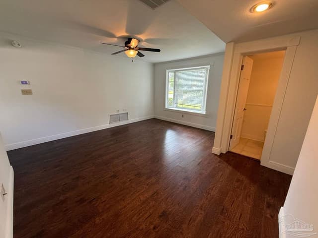 905 Poinciana Dr, Gulf Breeze FL 32561 photo 15