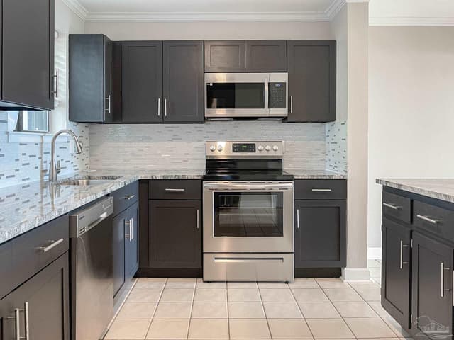 15021 Innerarity Pt Rd property photo