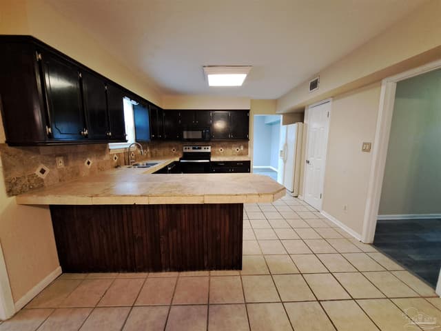 7819 Hearthstone Cir, Pensacola FL 32506 photo 10