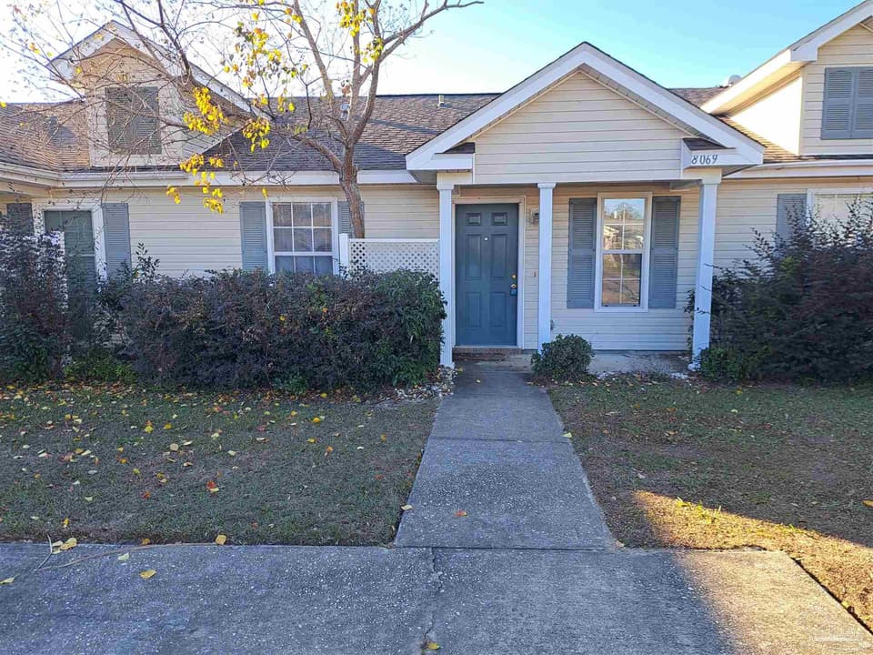 8069 Stonebrook Dr, Pensacola FL 32514 photo 1