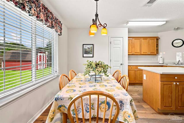 5241 Chumuckla Hwy, Pace FL 32571 photo 8