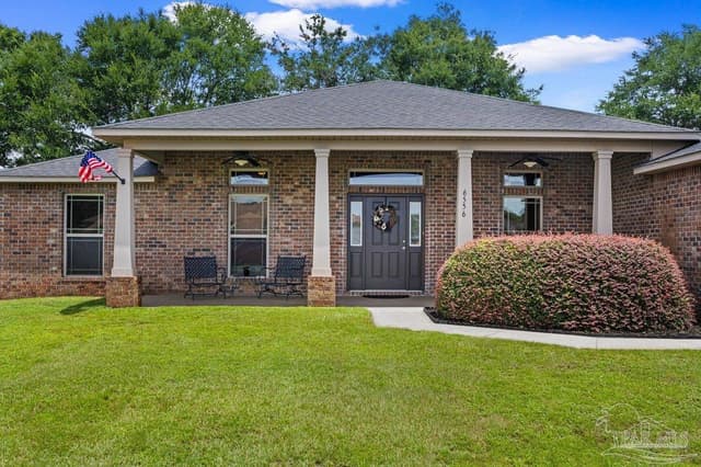6556 Fall St, Milton FL 32570 photo 2