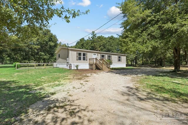 6885 Dora Lee Killam Rd, Century FL 32535 photo 5