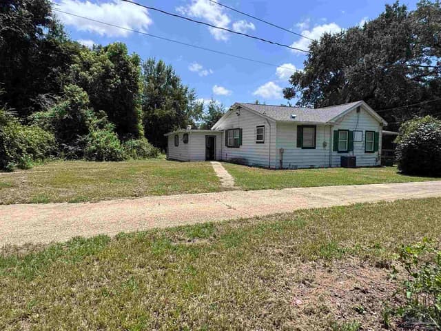 4040 Wilkes St property photo