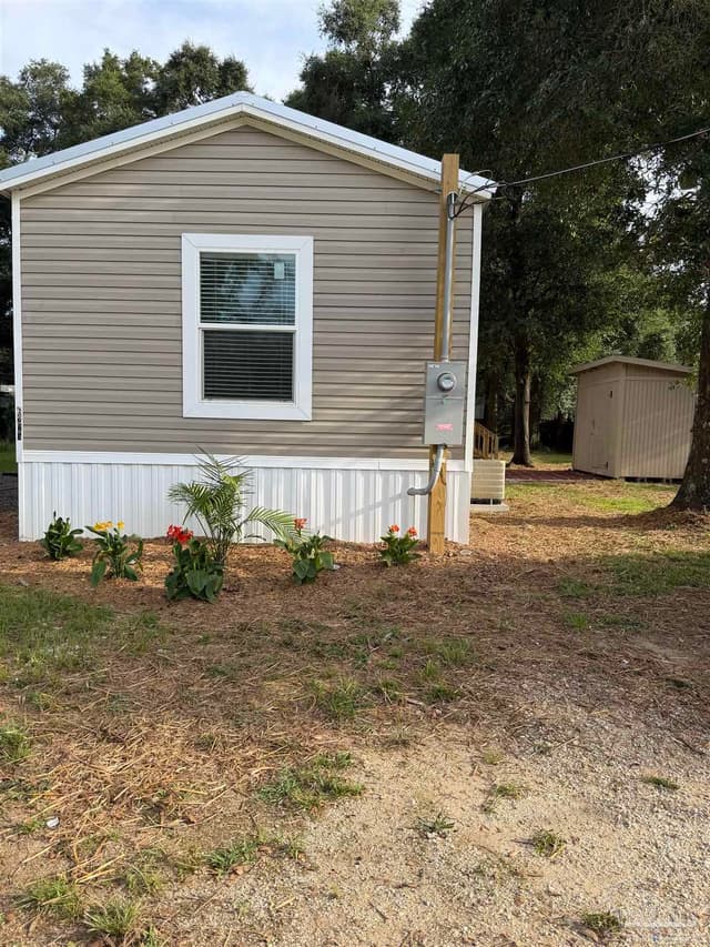 6225 Goliath Rd property photo