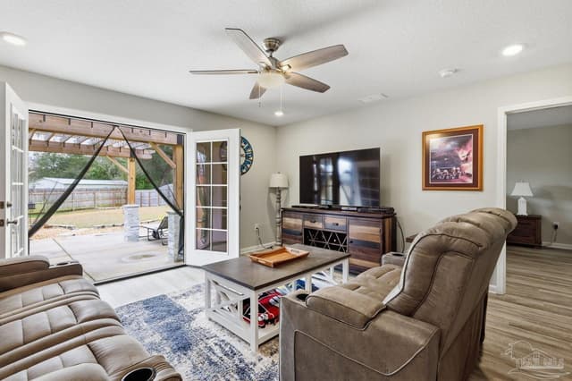 957 Lovebird Ct, Pensacola FL 32534 photo 7