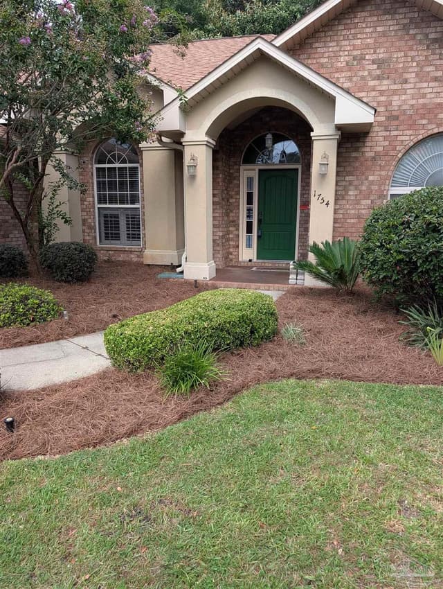1754 Joybrook Rd, Navarre FL 32566 exterior