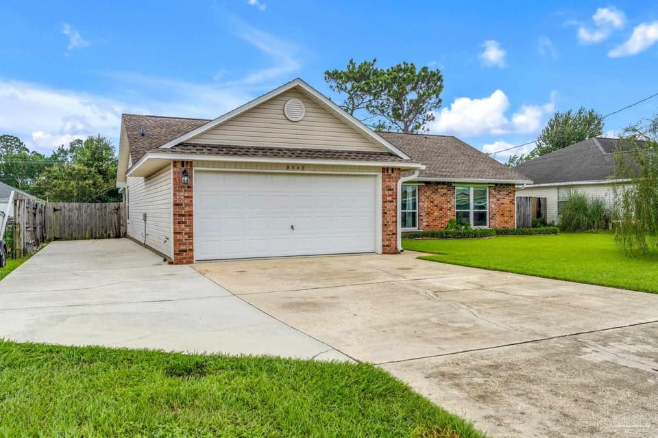 8549 Corbin Ct, Navarre FL 32566 photo 1