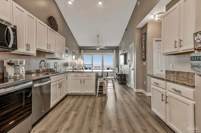 1150 Ft Pickens Rd # H-6 property photo