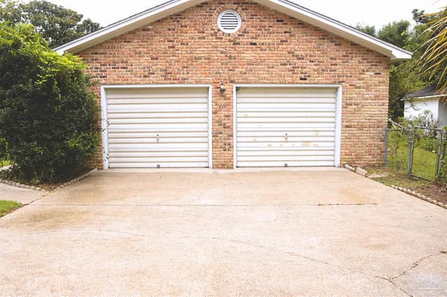 8691 Sharon Ln property photo