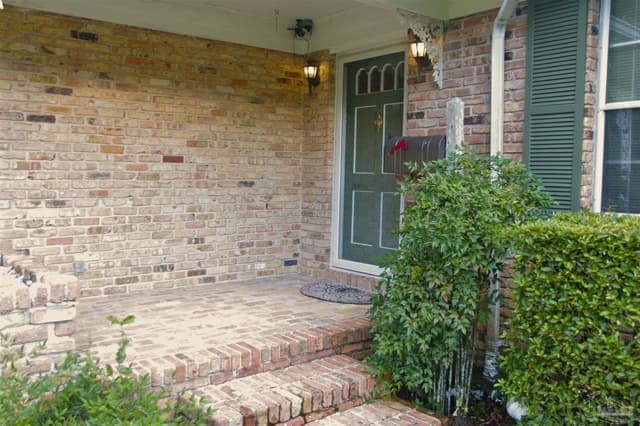 8691 Sharon Ln, Pensacola FL 32534 photo 4