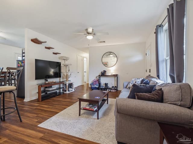 2018 Woodbury Dr, Cantonment FL 32533 photo 9