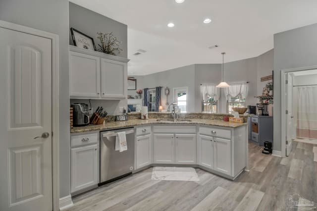 6185 Autumn Pines Cir, Pace FL 32571 photo 34