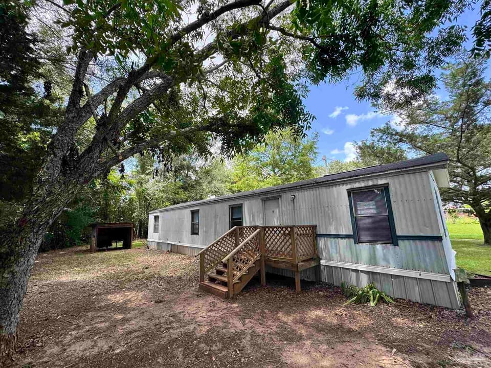 3992 Mccutchin Dr, Jay FL 32565 photo 1