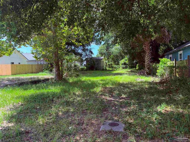 1203 W Cervantes, Pensacola FL 32503 photo 3