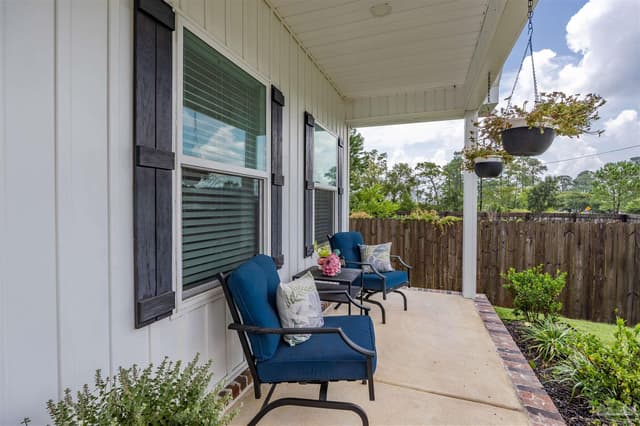 5599 Sandview Dr property photo