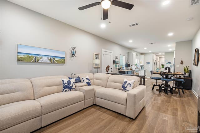 5599 Sandview Dr, Pensacola FL 32507 photo 10
