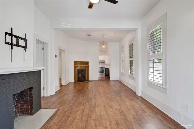 916 E Gonzales St, Pensacola FL 32503 photo 6