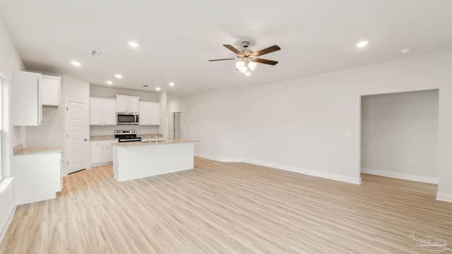 3553 Crossvine Rd property photo