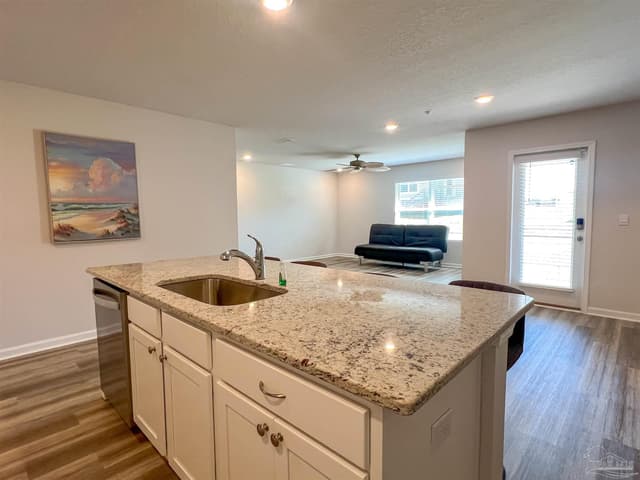 3850 James Stovall St, Pensacola FL 32526 photo 8