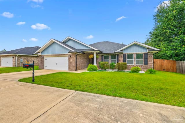 5891 Anderson Ln, Milton FL 32570 exterior