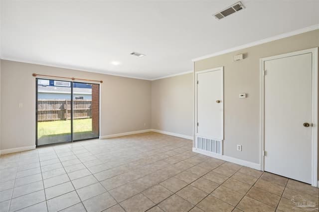 7250 Hilburn Dr # 3A property photo