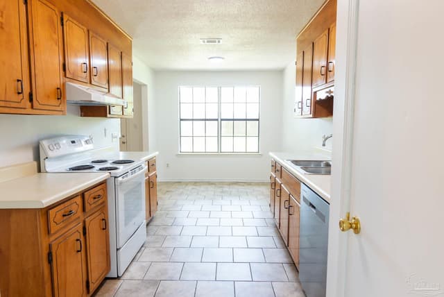 3908 Deerwood Cir, Pace FL 32571 photo 26