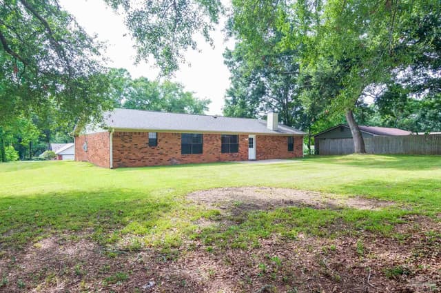 3908 Deerwood Cir, Pace FL 32571 photo 9