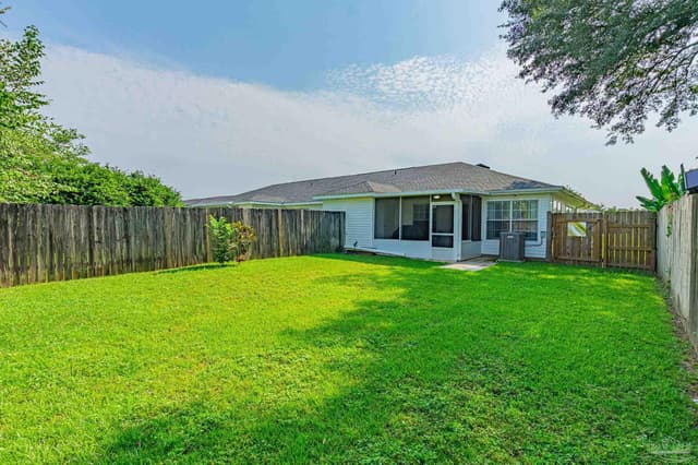 300 Loveland Cir, Pensacola FL 32526 photo 19