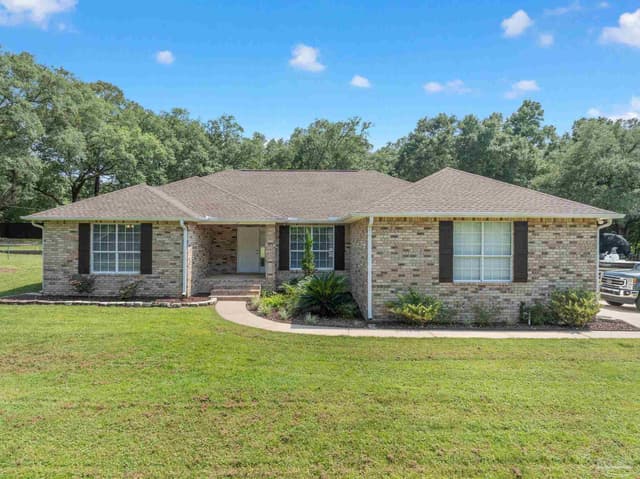 717 Tara Rd, Cantonment FL 32533 exterior