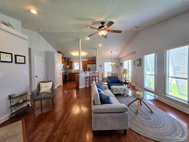 949 Osprey Ct, Pensacola FL 32507 photo 3