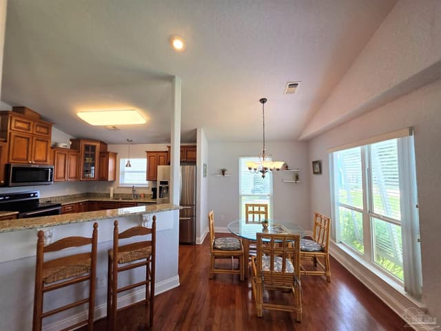 949 Osprey Ct, Pensacola FL 32507 photo 9
