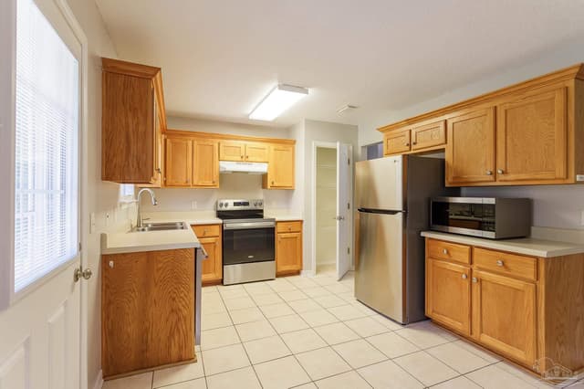 7282 Birdie Ln, Milton FL 32570 photo 9