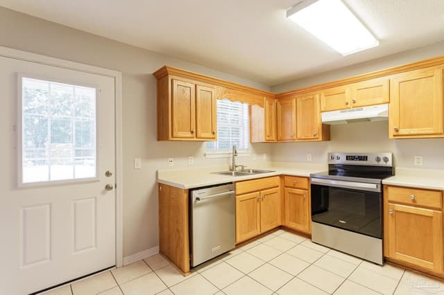 7282 Birdie Ln, Milton FL 32570 photo 10