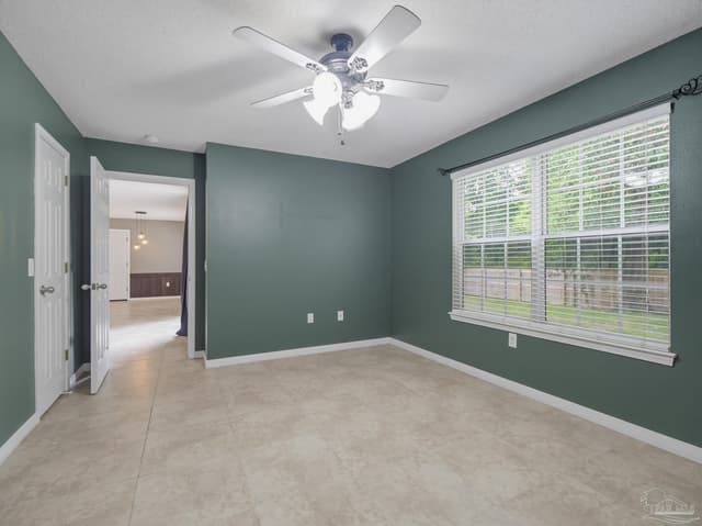 5523 Berryhill Rd, Milton FL 32570 photo 11