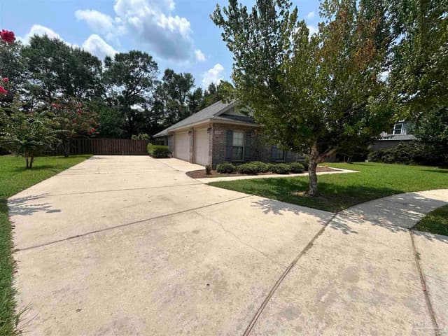 1324 Soaring Blvd property photo