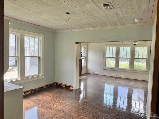 1004 Pensacola Ave property photo